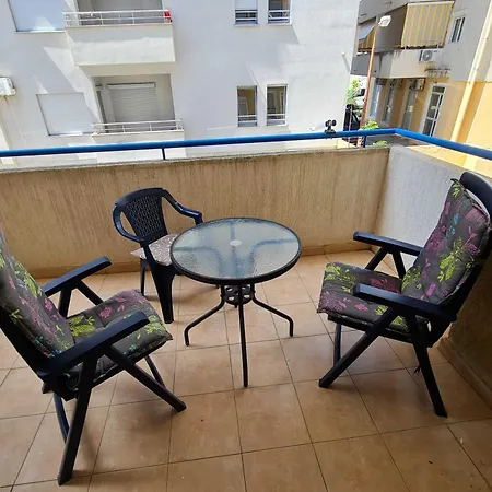 Bonus Lägenhet Budva